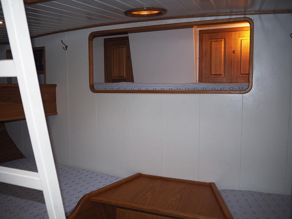 Fore ship, Accommodation